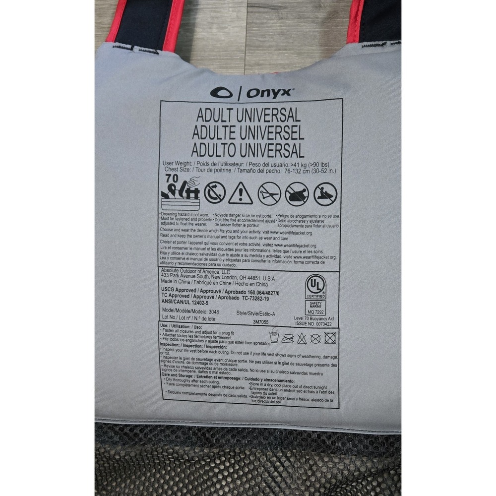 Onyx Universal Paddle Life Jacket / Vest PFD, Adult M/L, RED(121900-100-004-17) - Picture 9 of 12